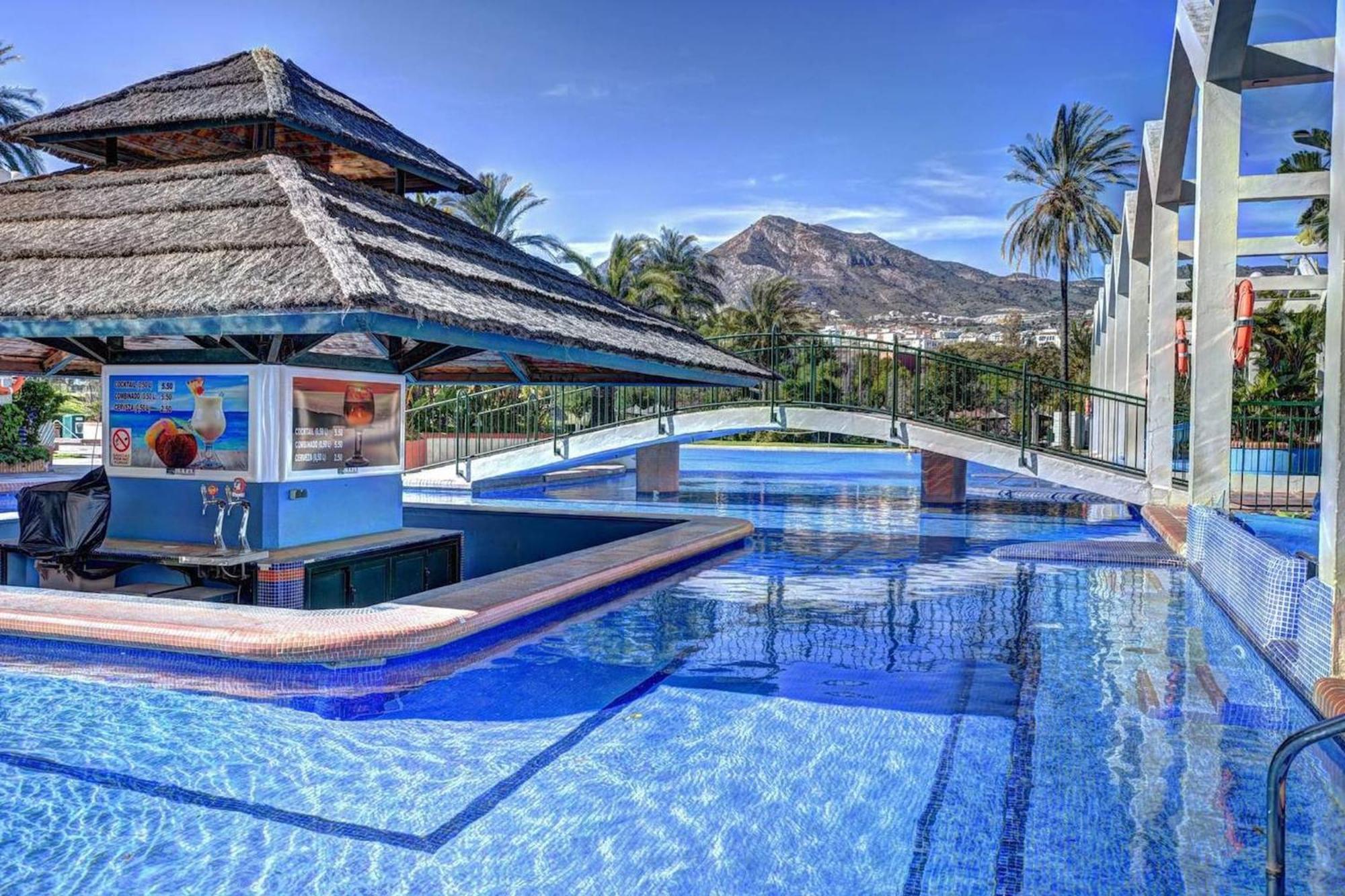 Benalbeach Apartment With Water Park Benalmádena Exterior photo
