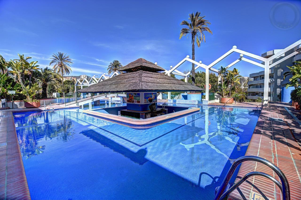 Benalbeach Apartment With Water Park Benalmádena Exterior photo